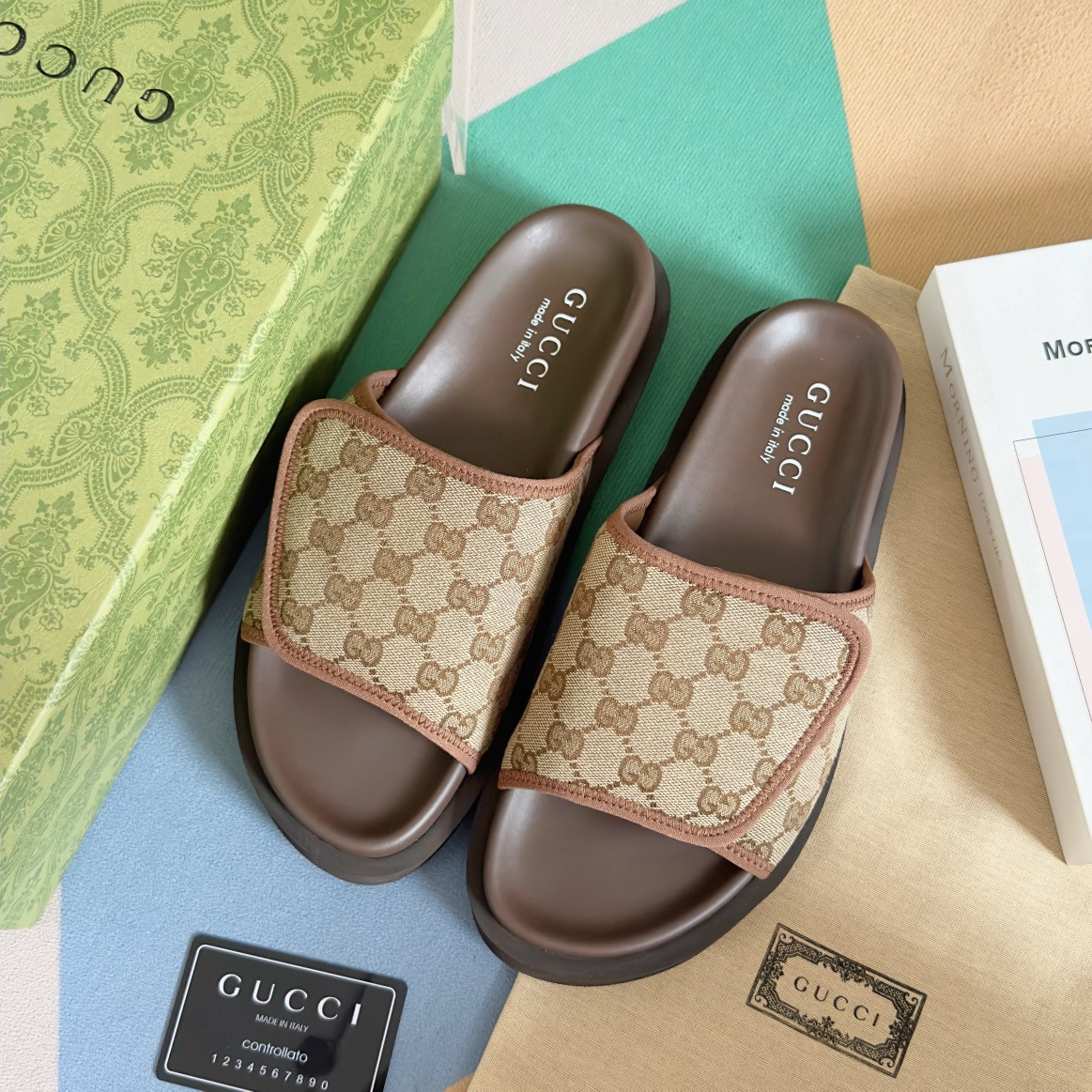 UA GUCCI GG SLIDE SANDAL