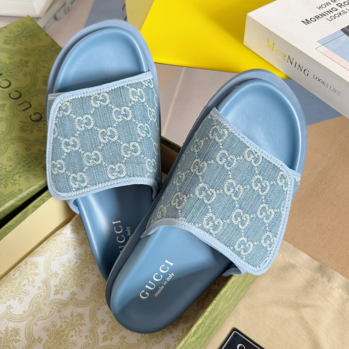 UA GUCCI GG SLIDE SANDAL