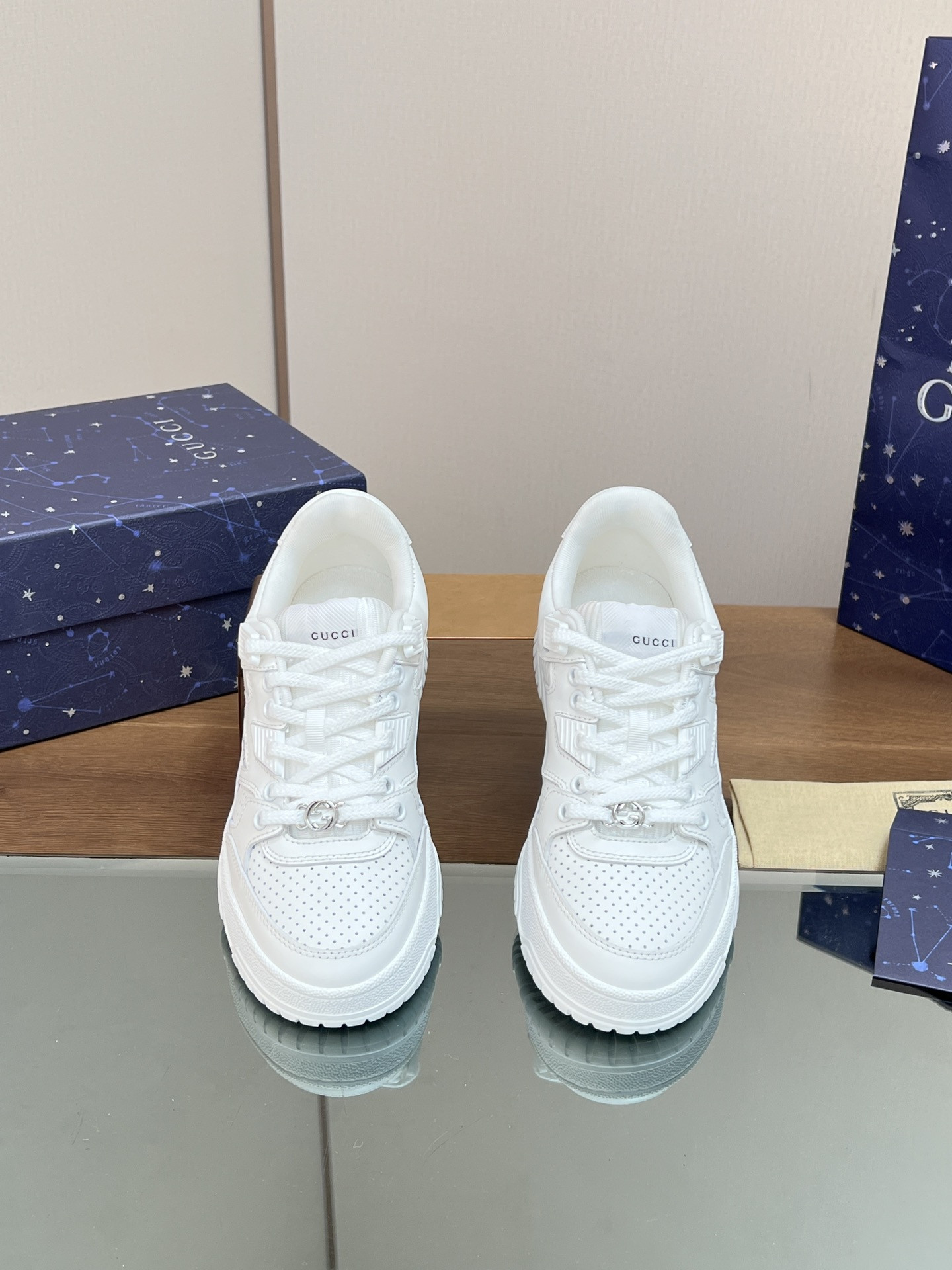 UA GUCCI Low-Top SNEAKER