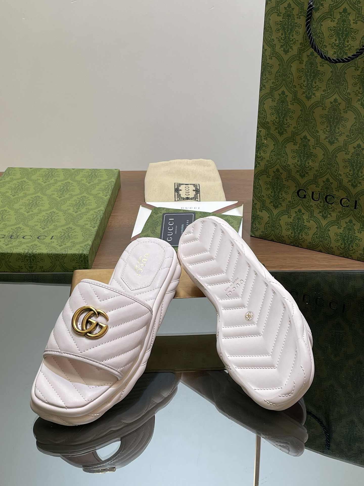 UA GUCCI WOMEN