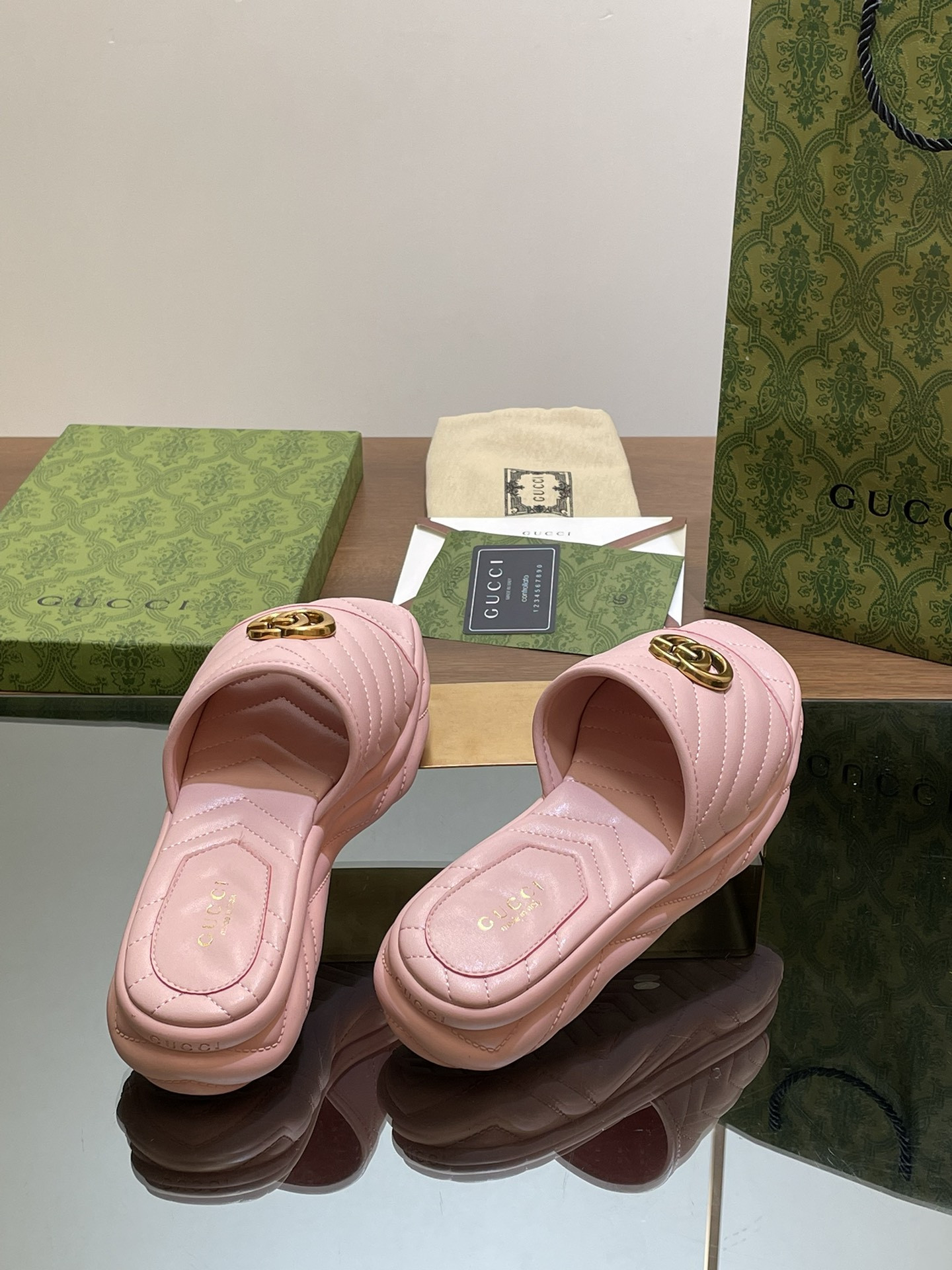UA GUCCI WOMEN