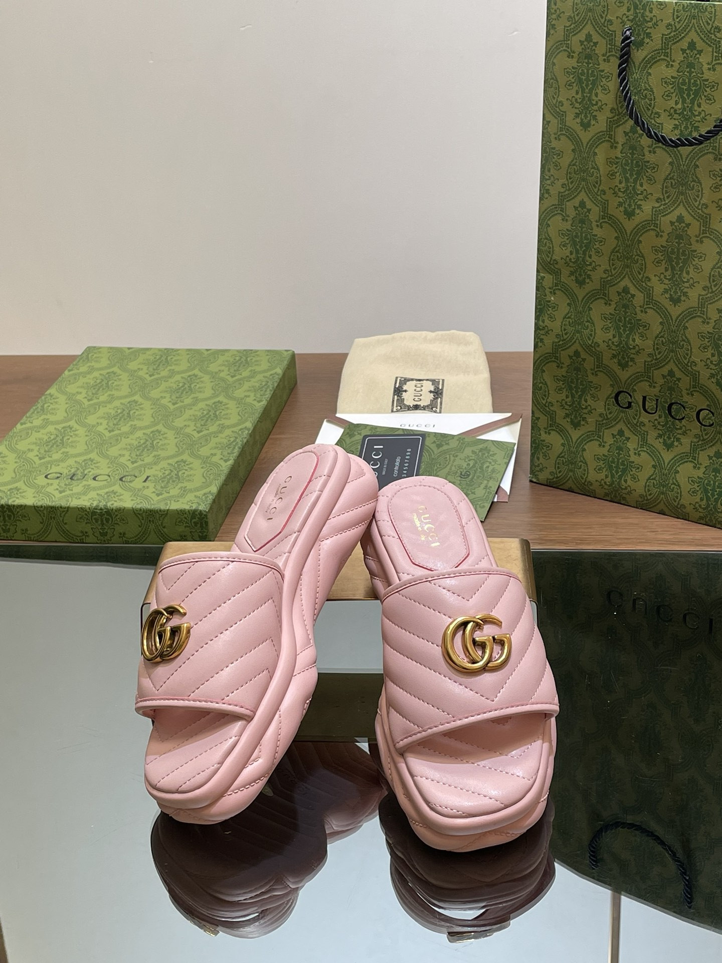 UA GUCCI WOMEN
