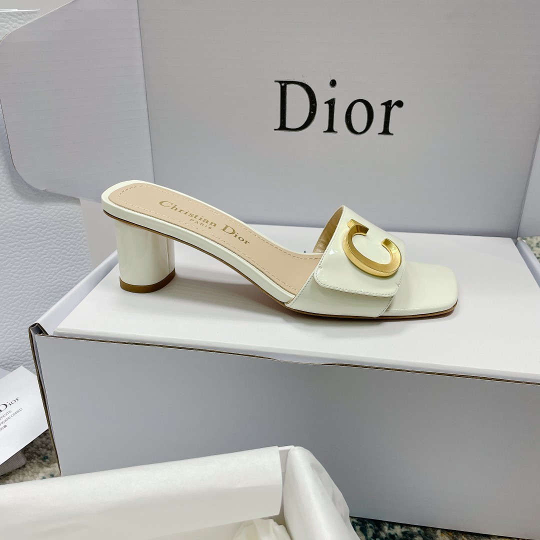 UA Dior Or C