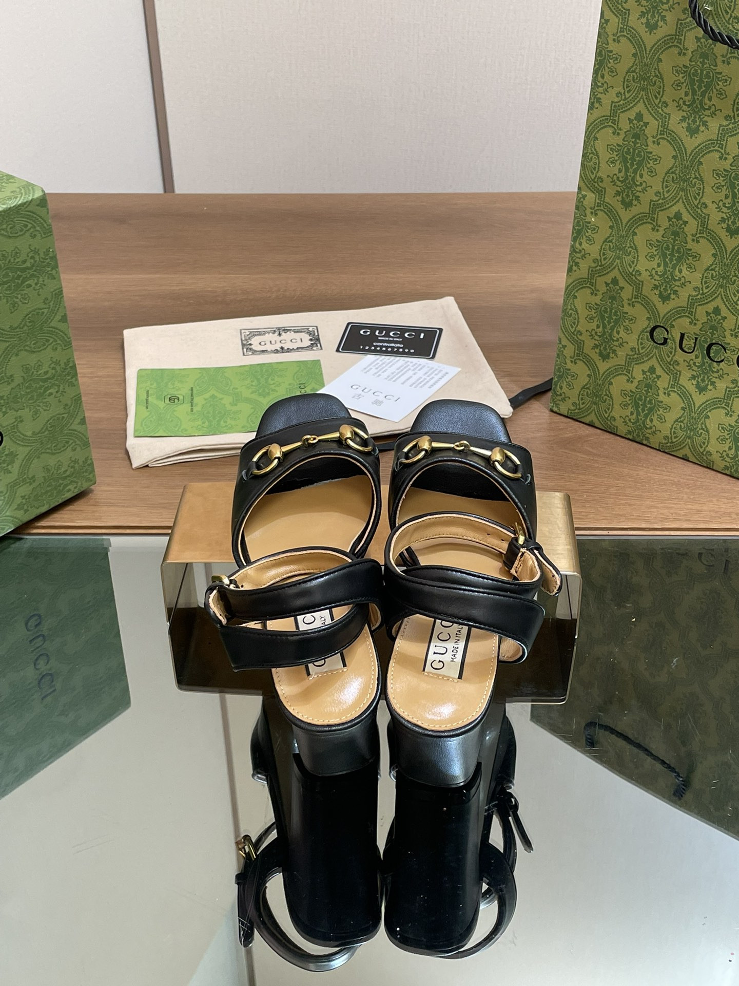 UA GUCCI HORSEBIT PLATFORM SANDAL