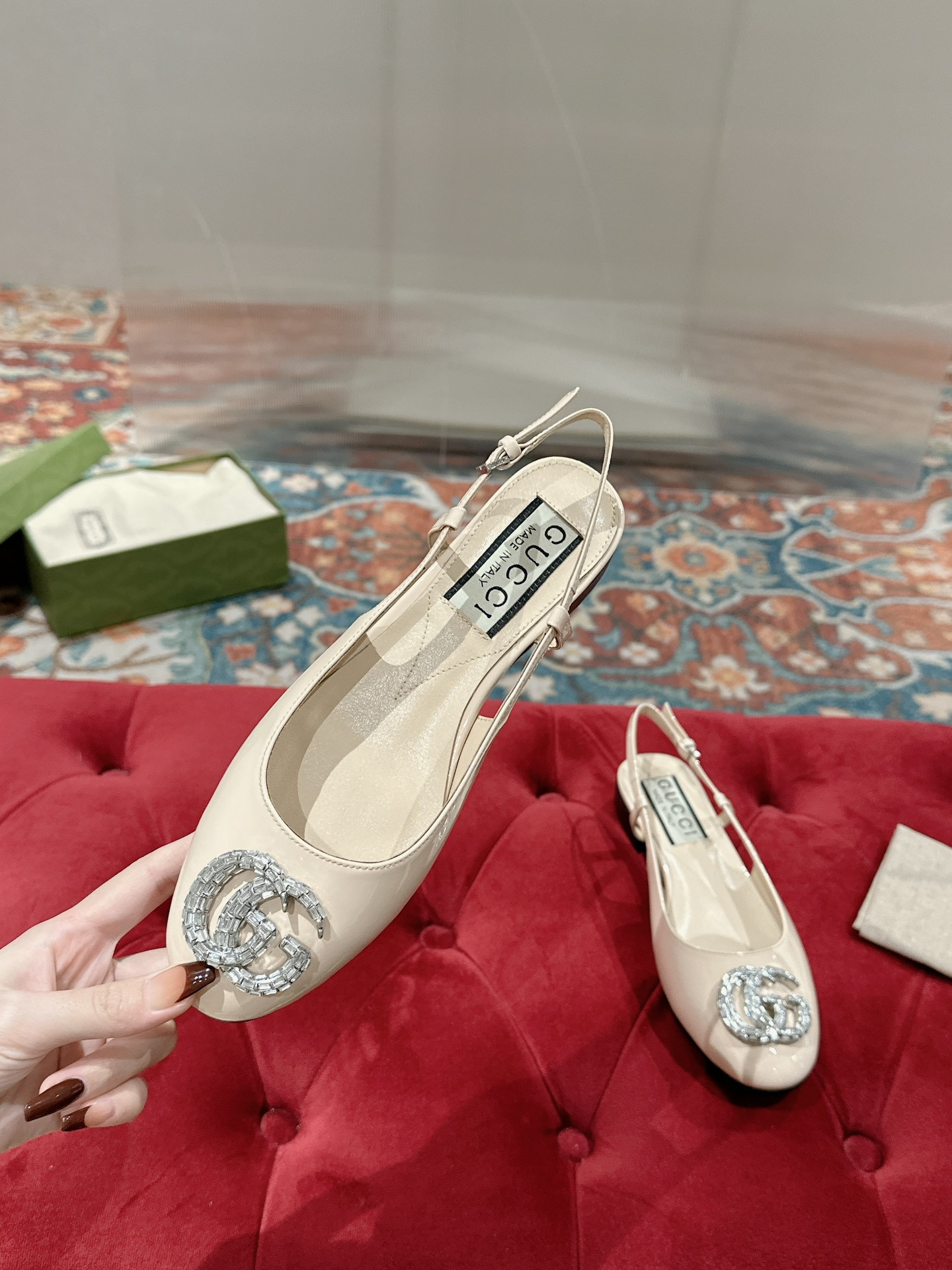 UA GUCCI BALLERINA WITH DOUBLE G