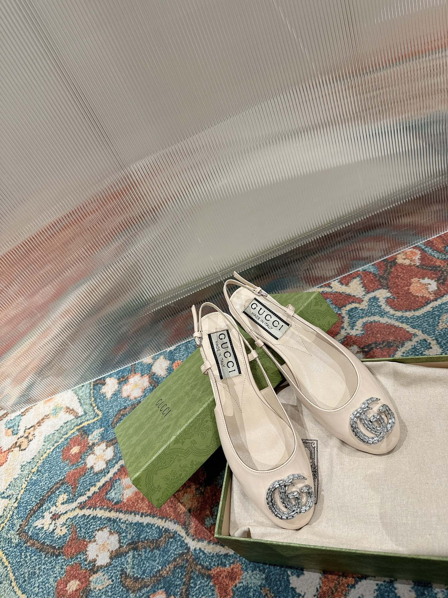 UA GUCCI BALLERINA WITH DOUBLE G