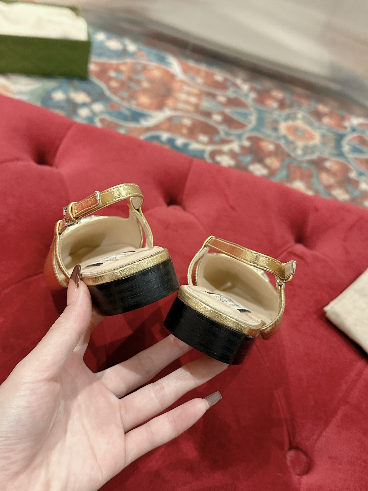 UA GUCCI BALLERINA WITH DOUBLE G