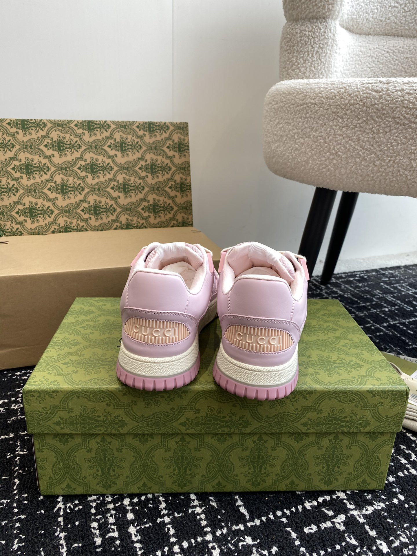 UA GUCCI Low-Top SNEAKER