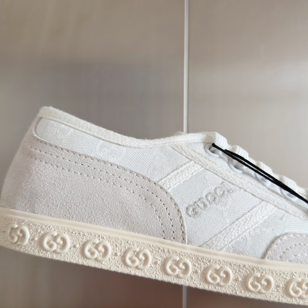 UA GUCCI GG SNEAKER