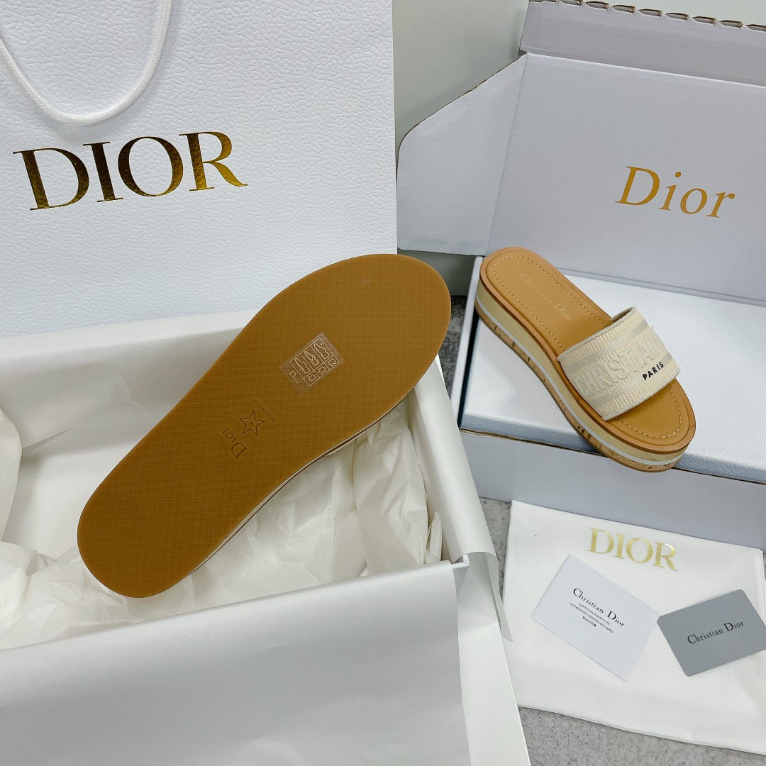 UA Dioriviera Dway Platform Slide White Embroidered Cotton