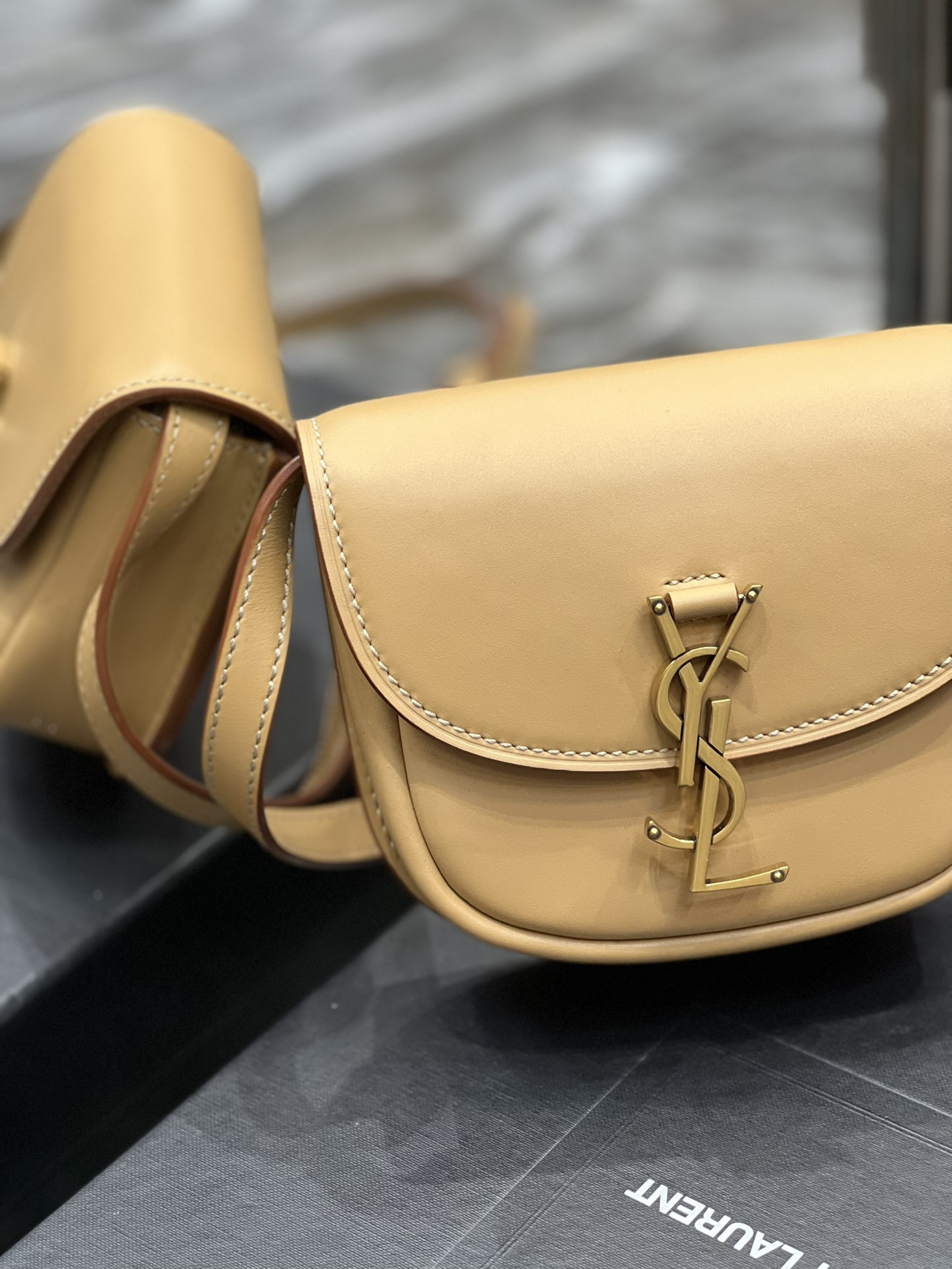 YSL KAIA SMALL SATCHEL IN SMOOTH LEATHER 15x14x4.5cm