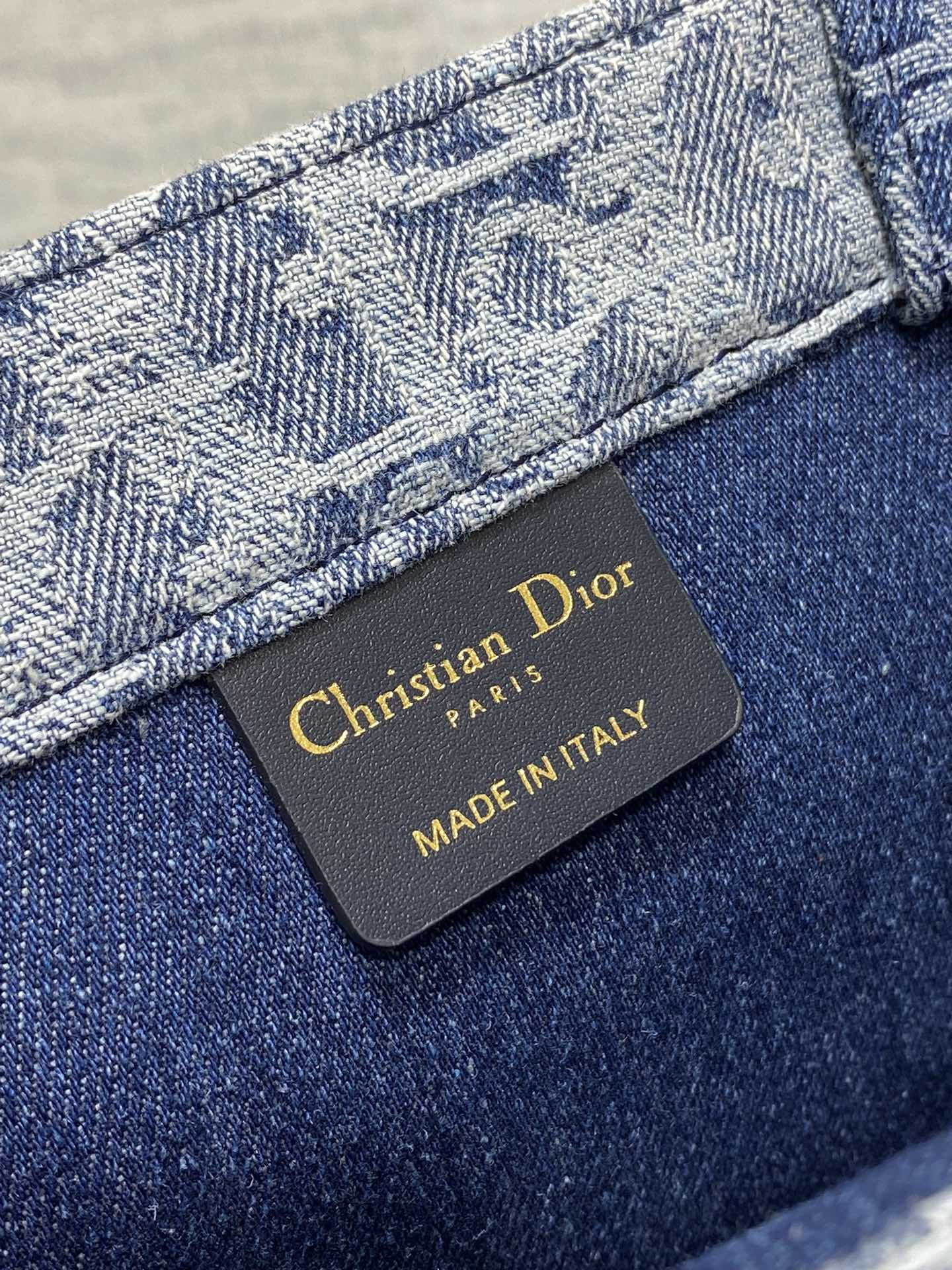 Large Dior Book Tote Blue Denim Dior Oblique Jacquard 26x8x22cm