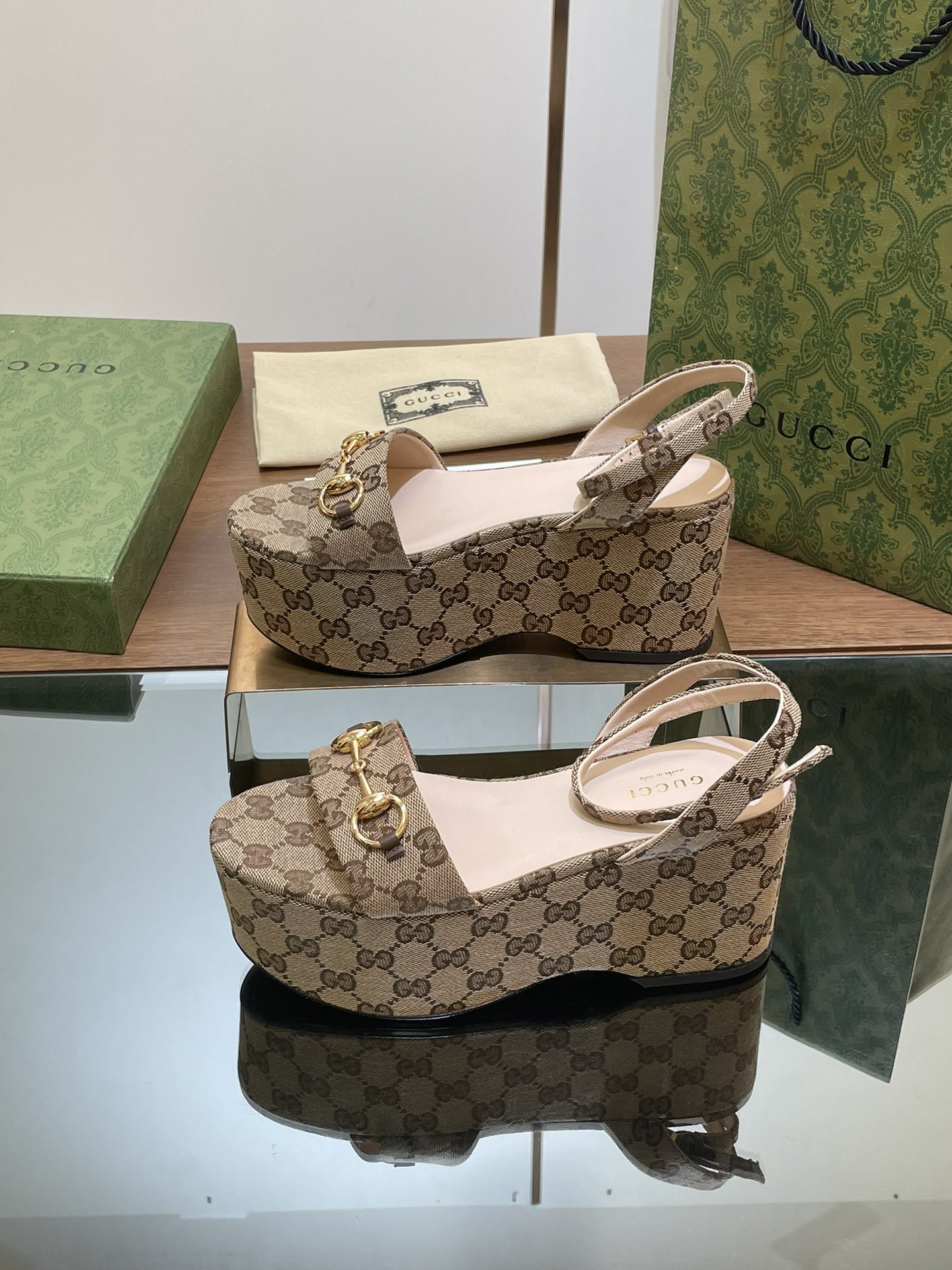 UA GUCCI WOMEN
