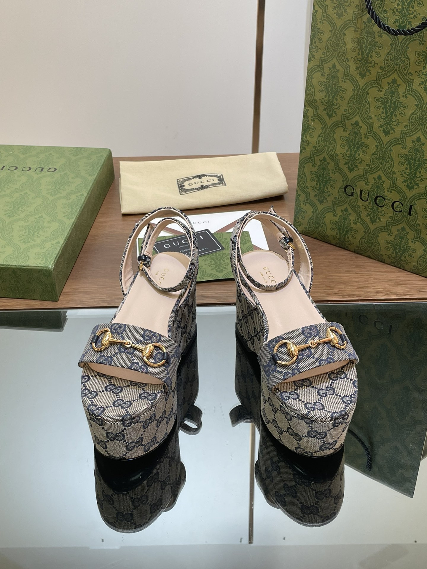 UA GUCCI WOMEN