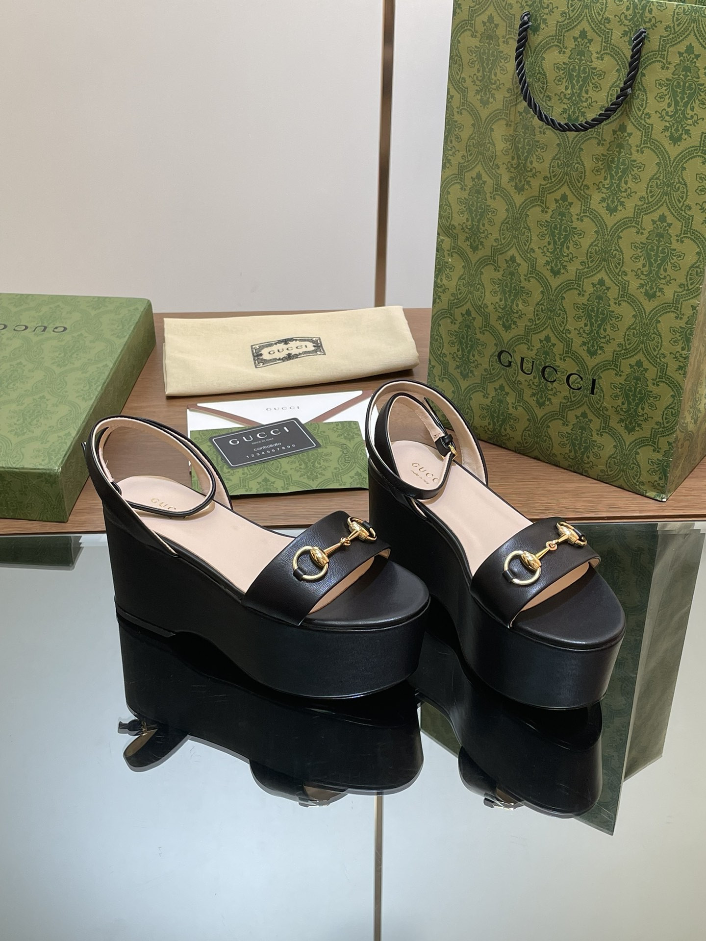 UA GUCCI WOMEN