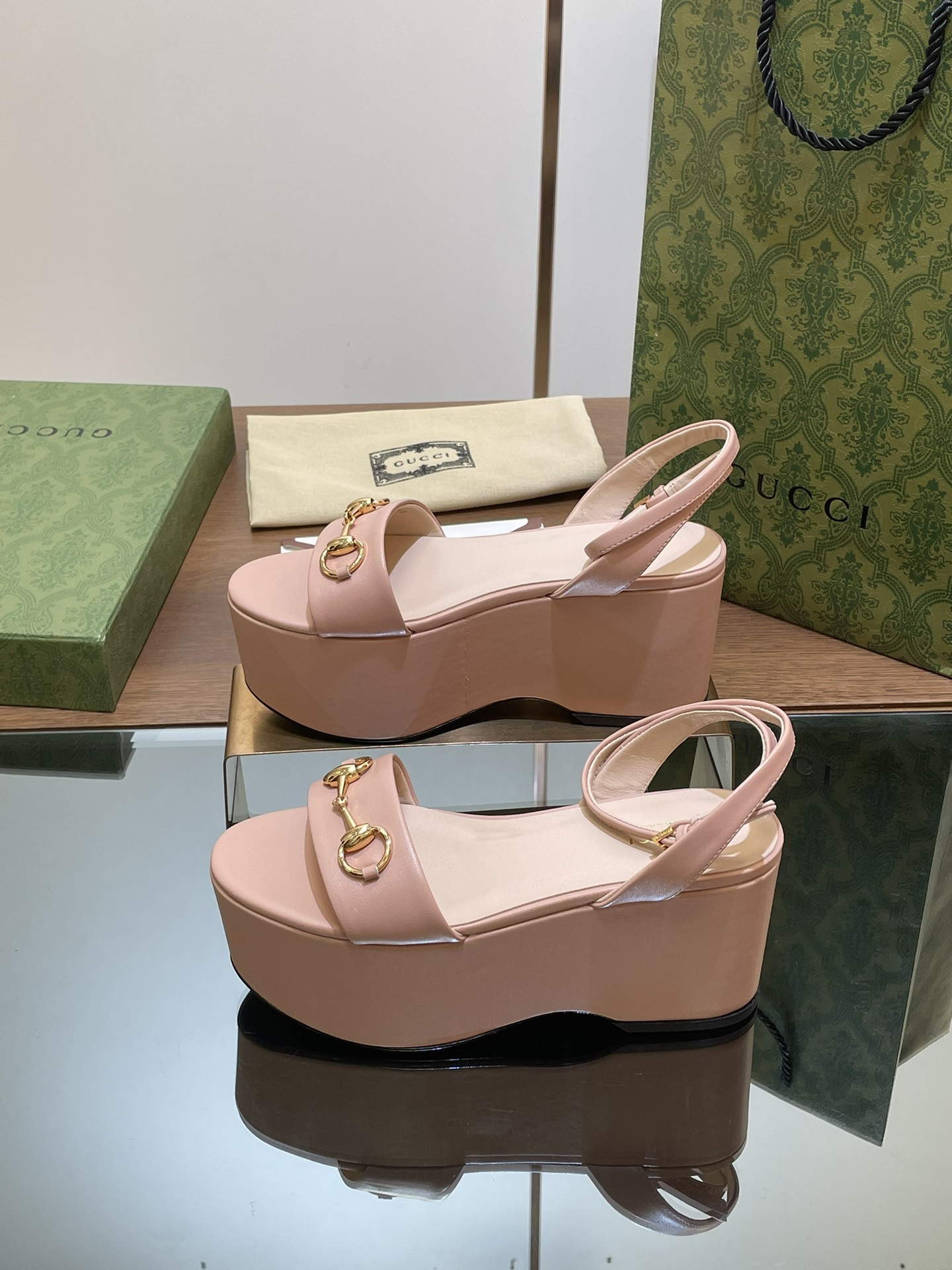 UA GUCCI WOMEN