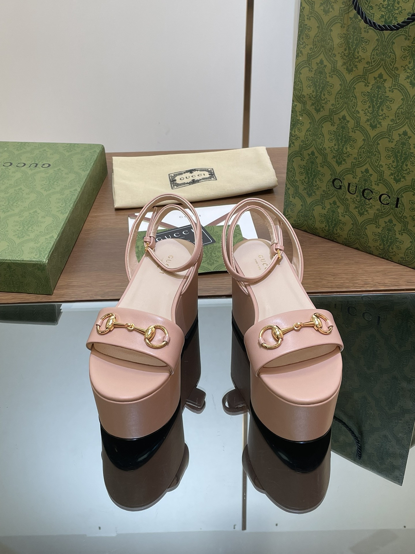 UA GUCCI WOMEN
