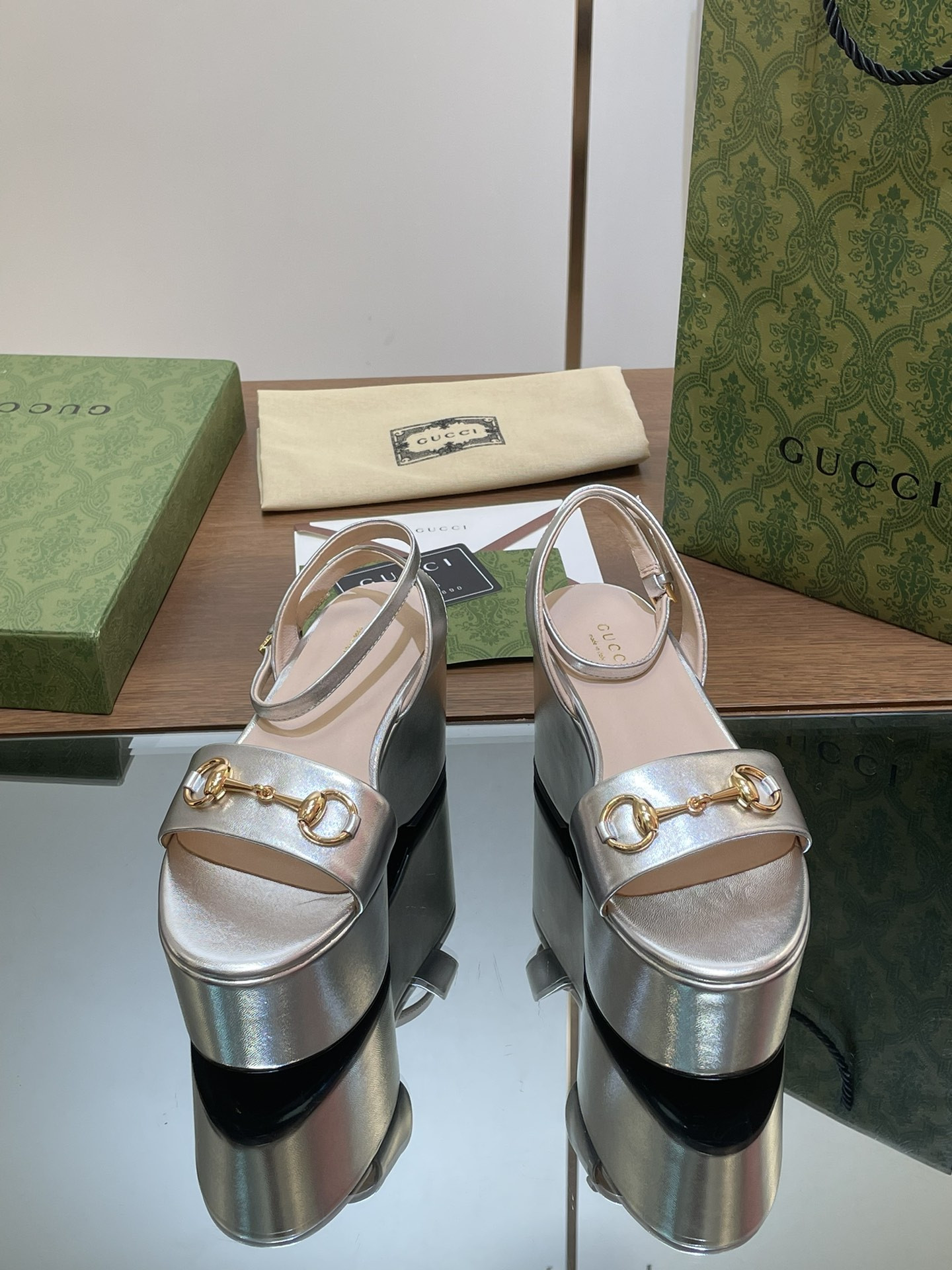 UA GUCCI WOMEN