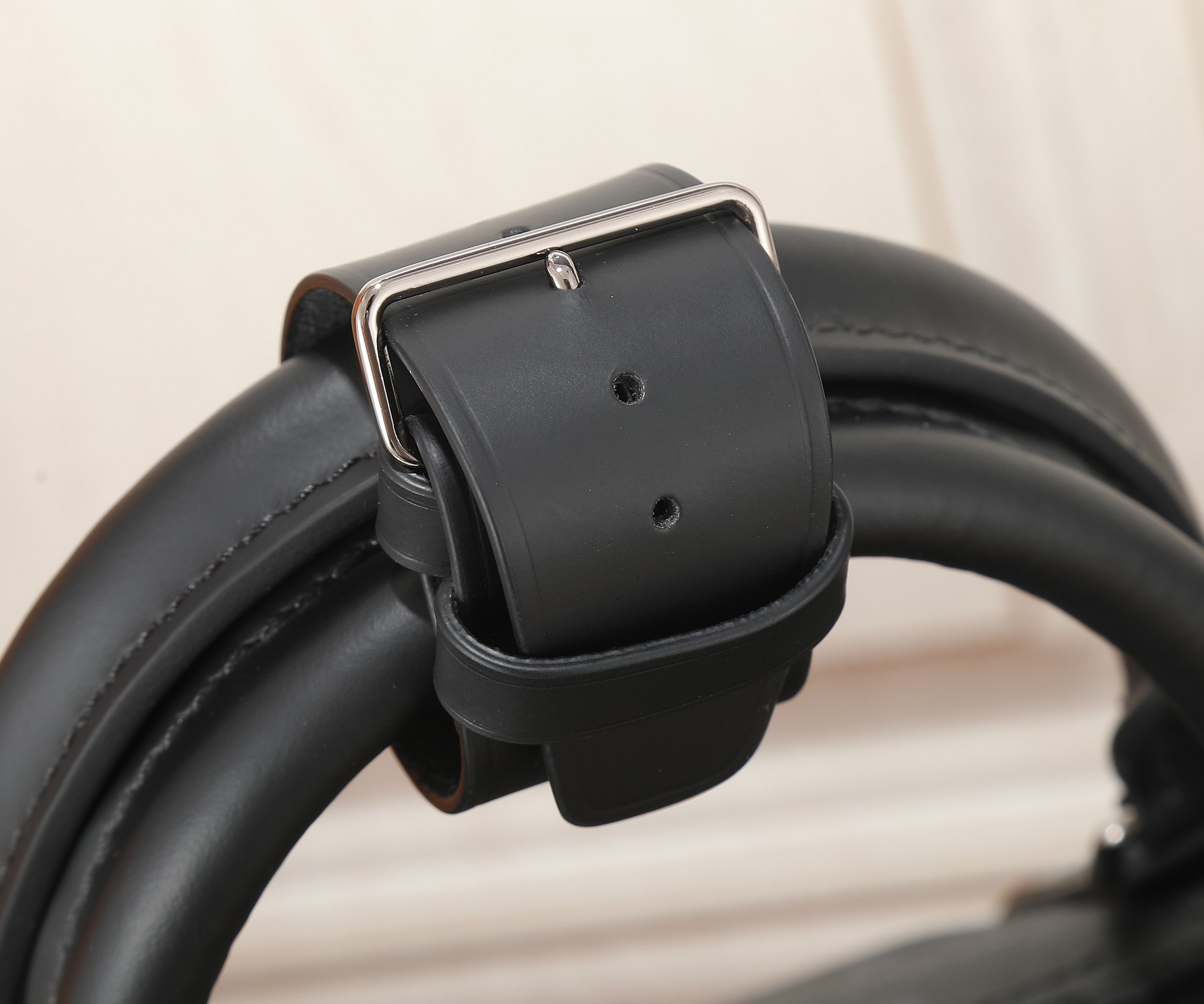 Louis Vuitton Keepall Bandoulière 55 M40605