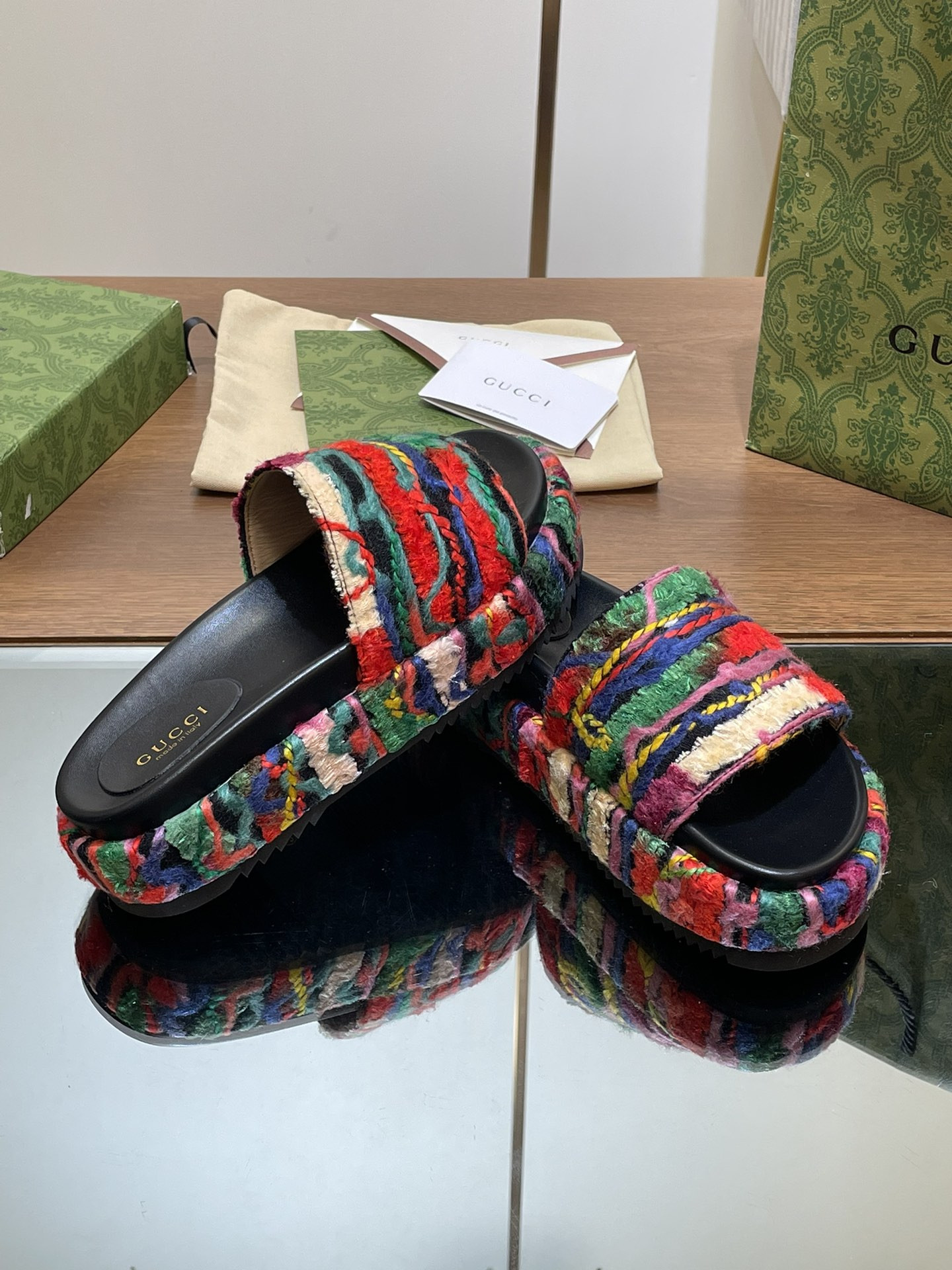 UA GUCCI PLATFORM SLIDE