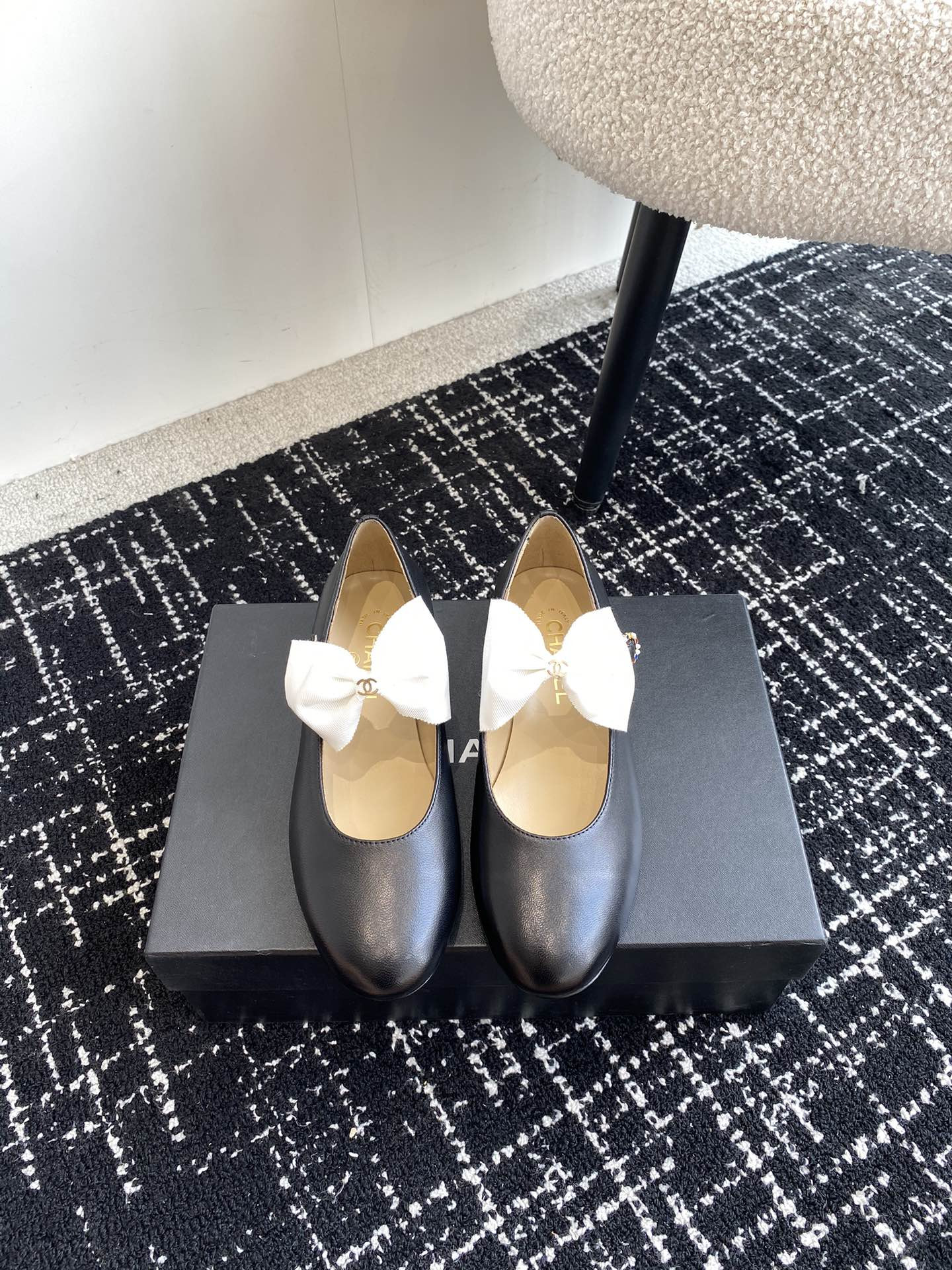 UA CHANEL MARY JANES FLAT