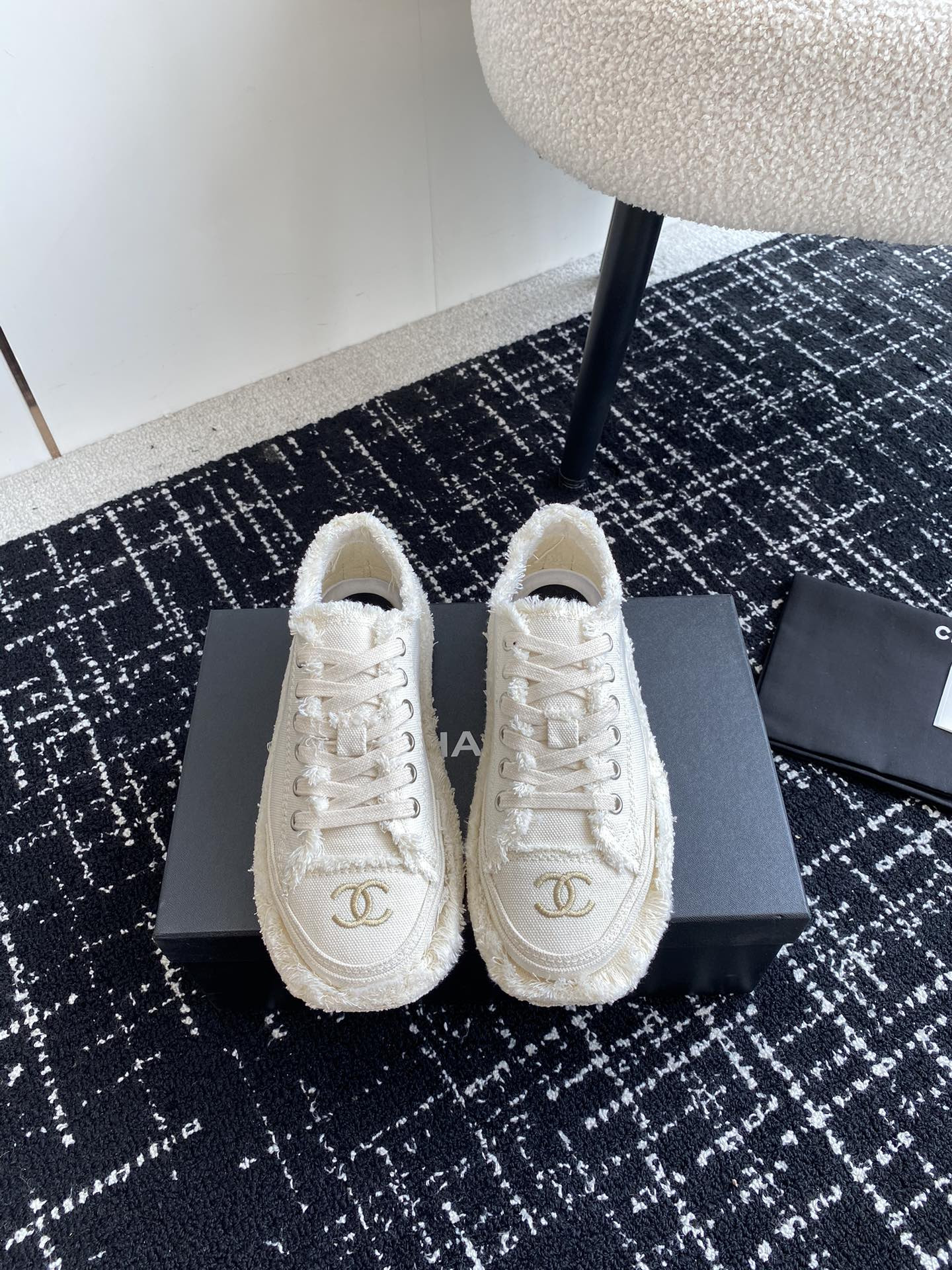 UA CHANEL SNEAKER