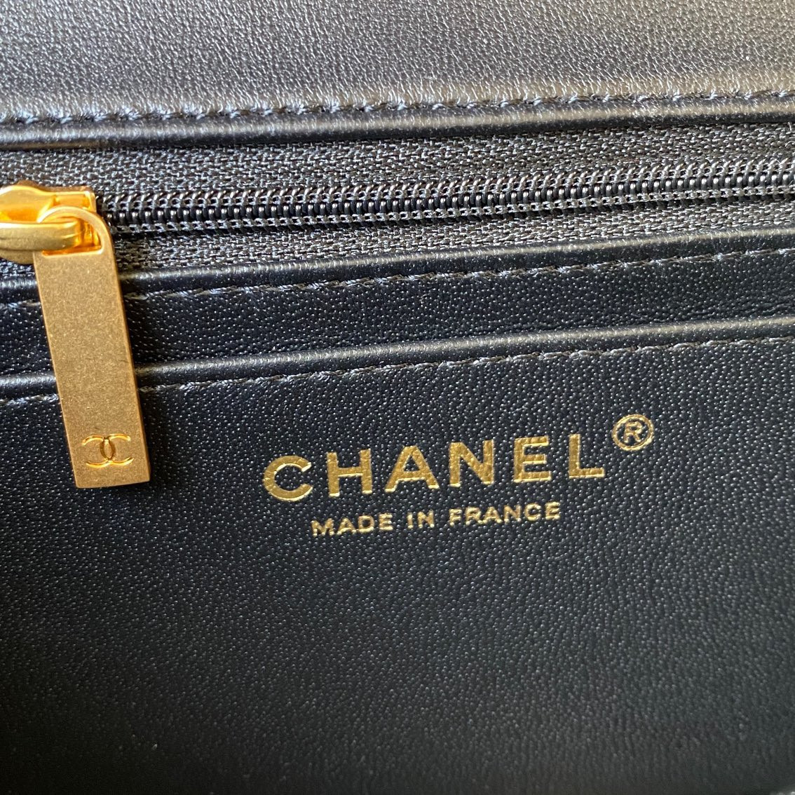 CHANEL Mini CF handle 20x12x6cm