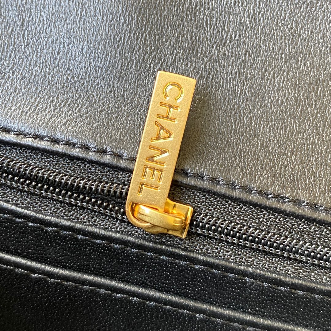 CHANEL Mini CF handle 20x12x6cm