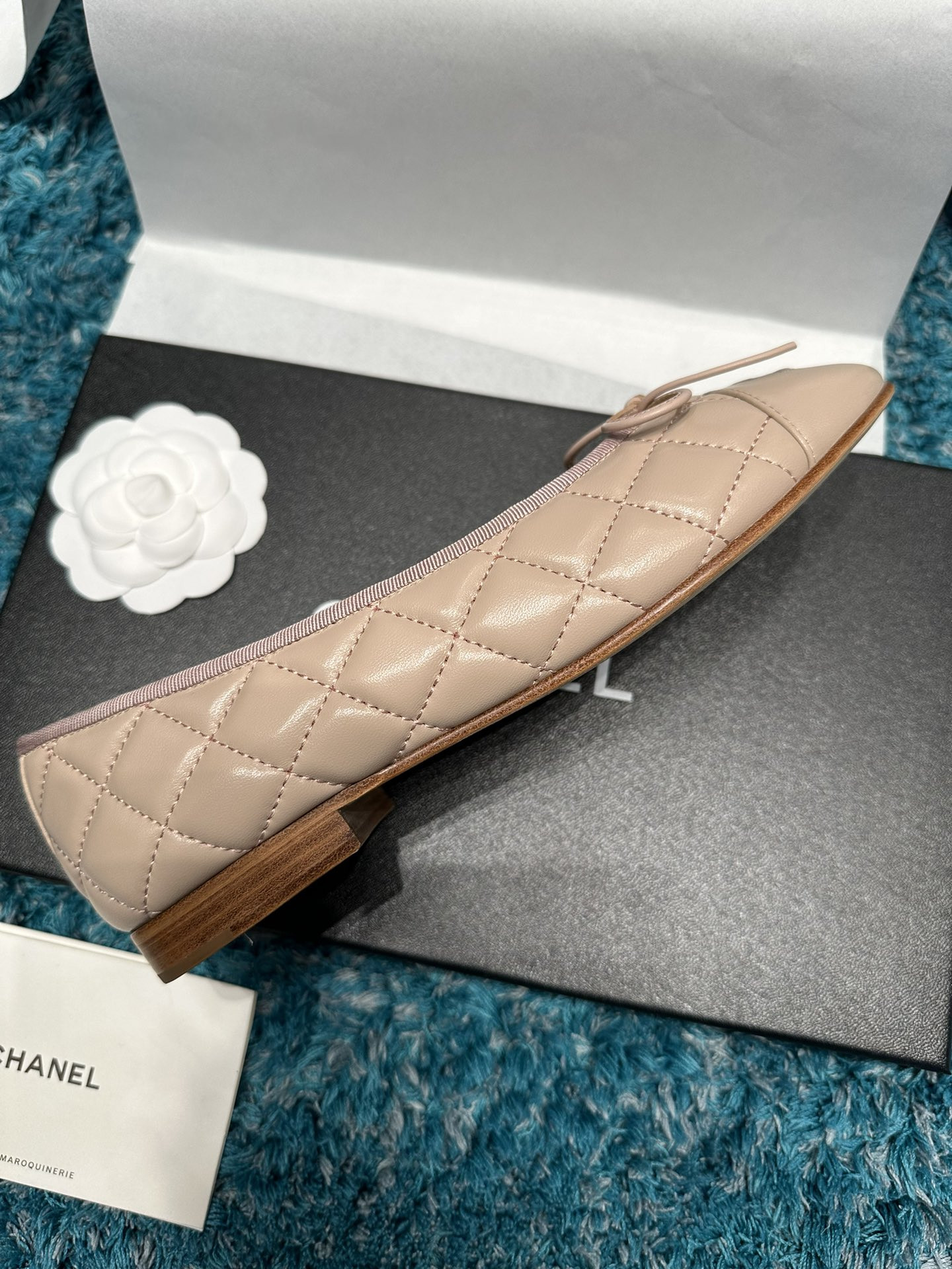 UA CHANEL BALLET FLATS