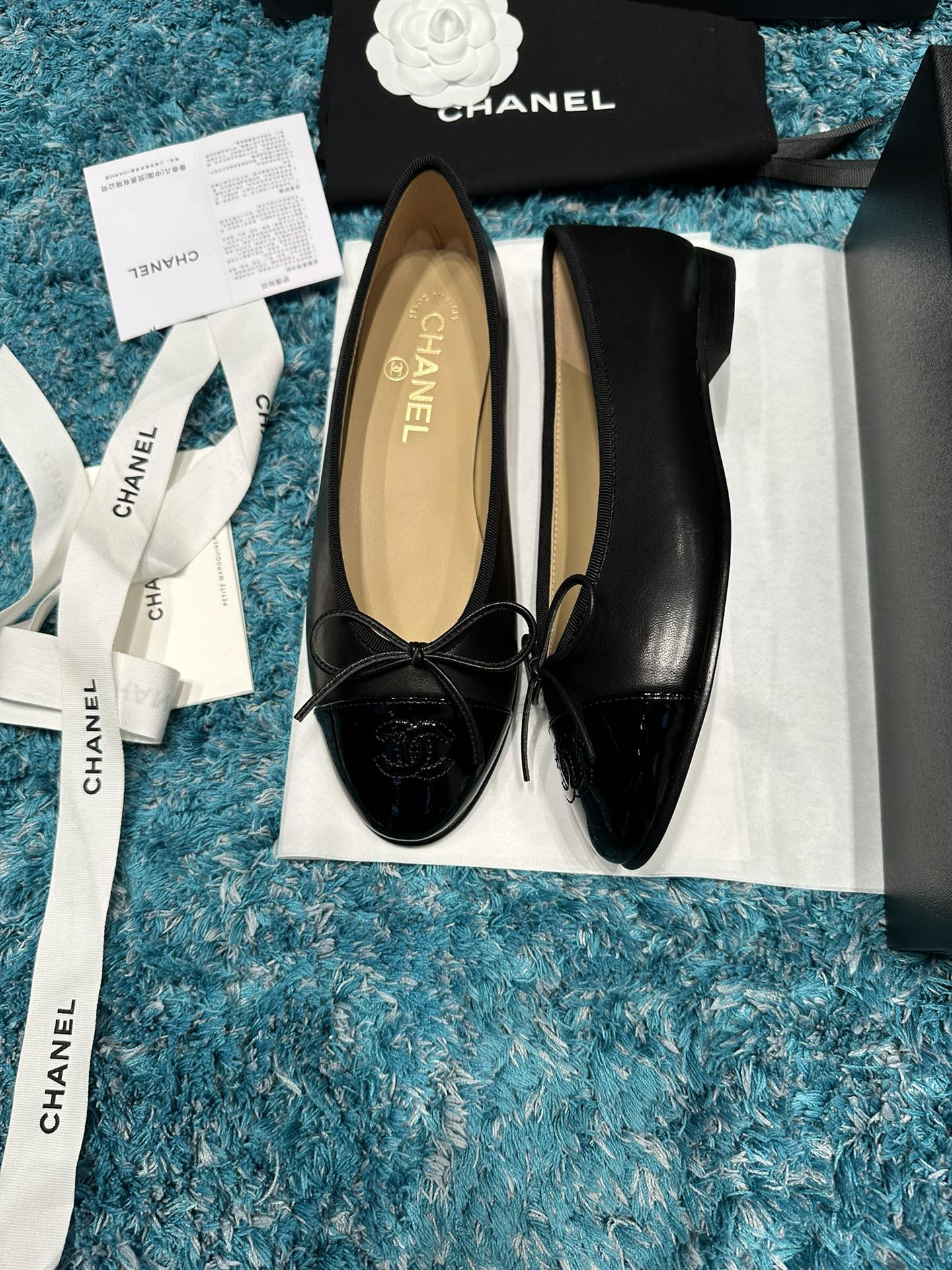 UA CHANEL BALLET FLATS