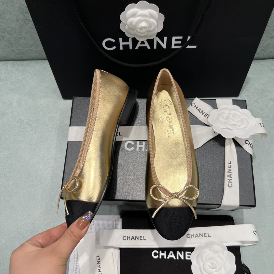 UA CHANEL BALLET FLATS