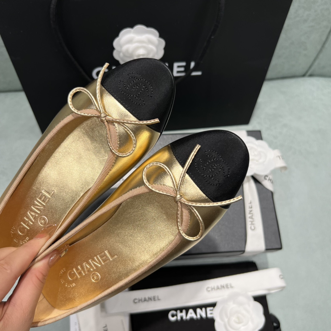 UA CHANEL BALLET FLATS