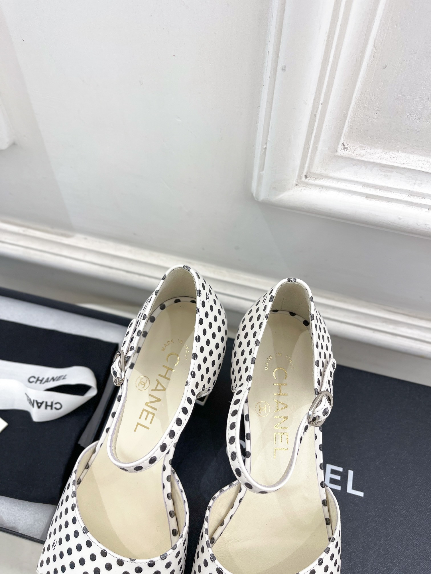 UA CHANEL HEELED SANDALS