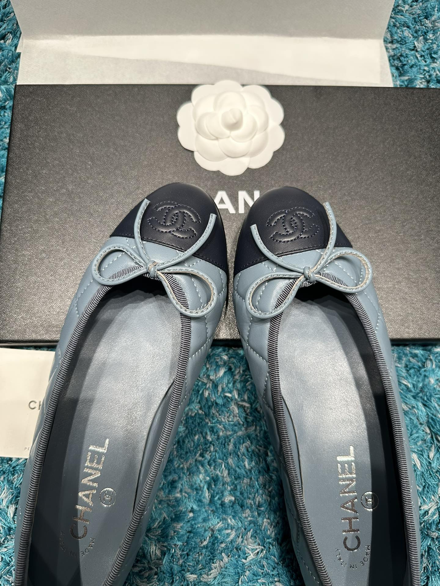 UA CHANEL BALLET FLATS