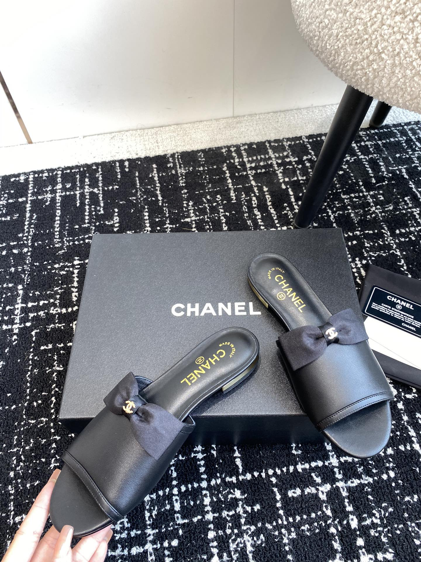 UA CHANEL MULES