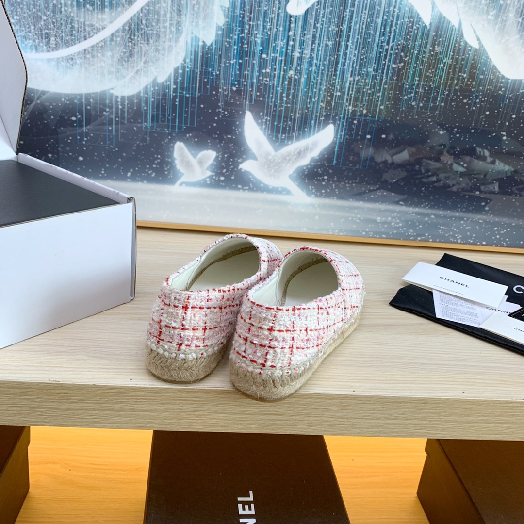 UA CHANEL ESPADRILLES