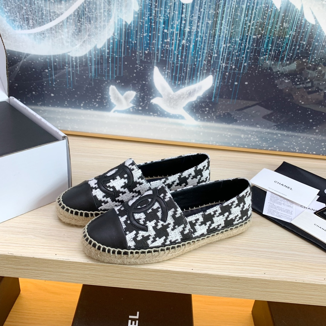 UA CHANEL ESPADRILLES