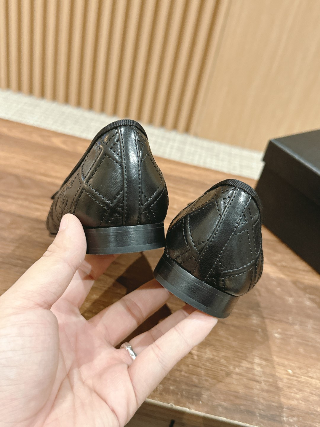 UA CHANEL BALLET FLATS