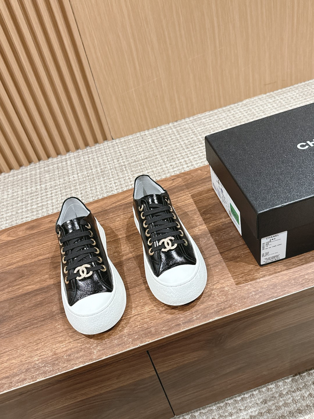 UA CHANEL SNEAKER