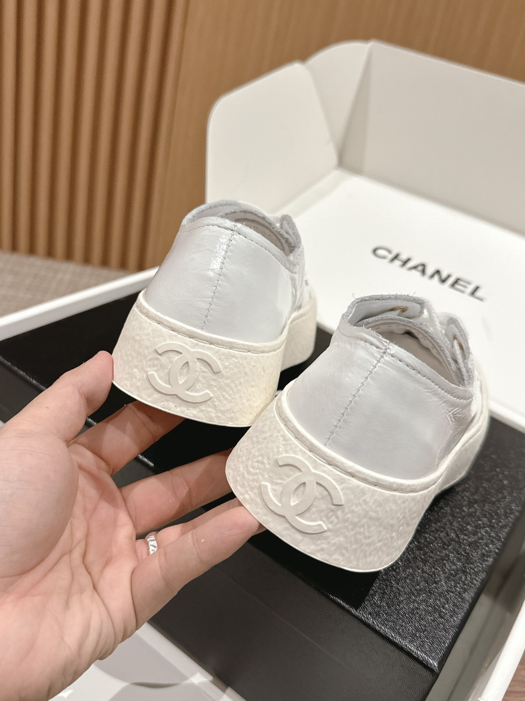 UA CHANEL SNEAKER