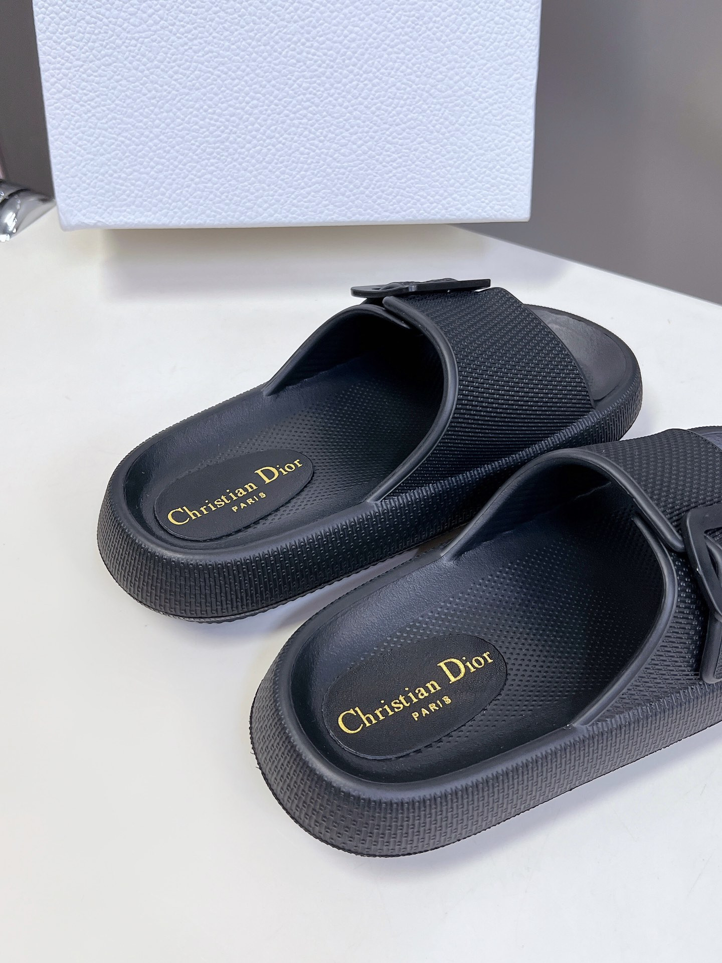 UA Dior Slide