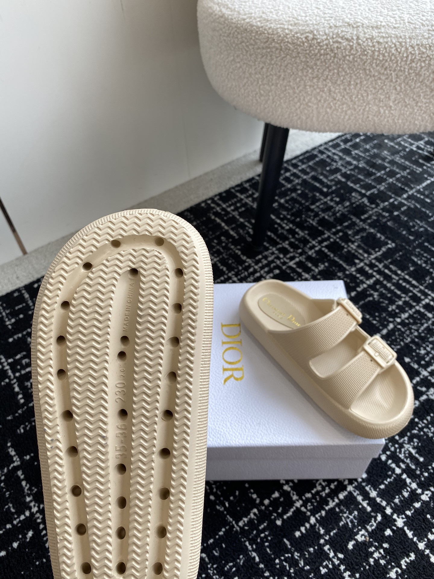 UA Dior Slide