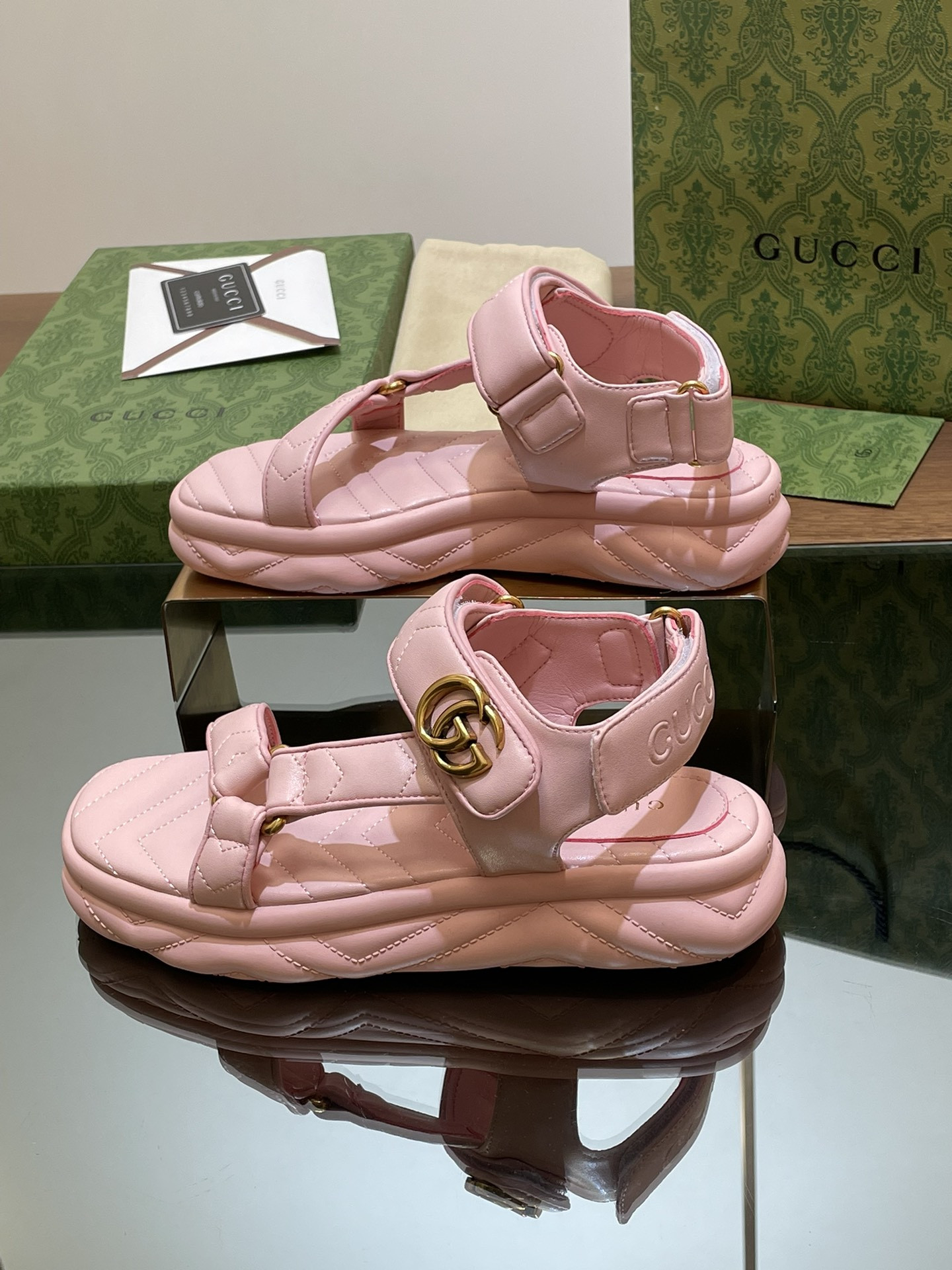 UA GUCCI WOMEN