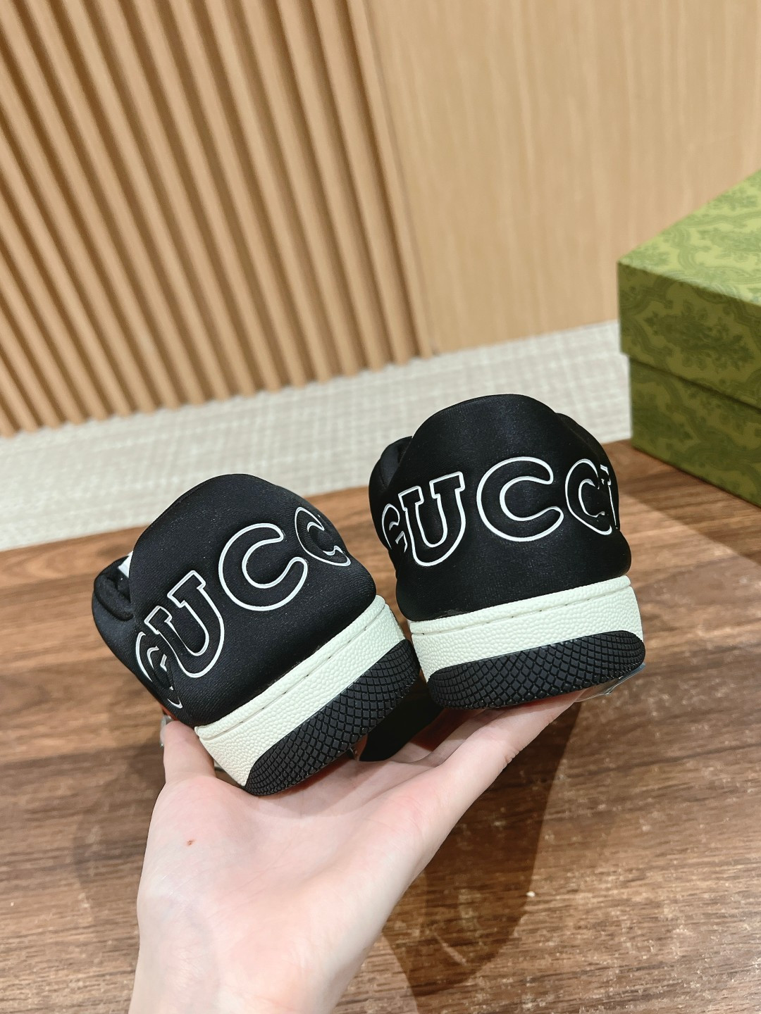 UA GUCCI SCREENER SNEAKER WITH WEB