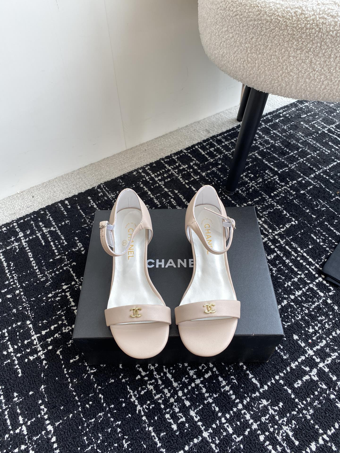 UA CHANEL SANDALS