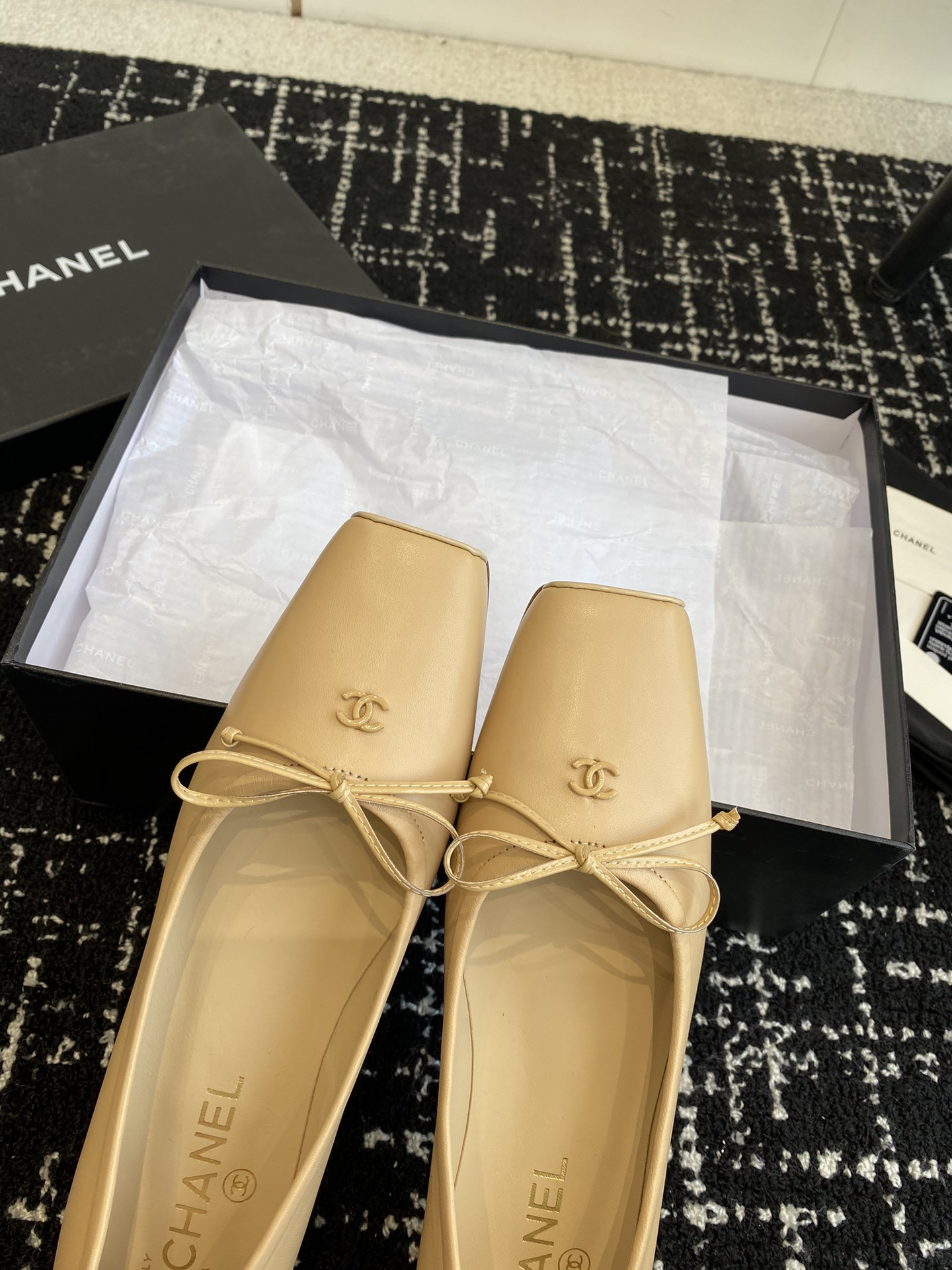 UA CHANEL VINTAGE BALLET FLATS