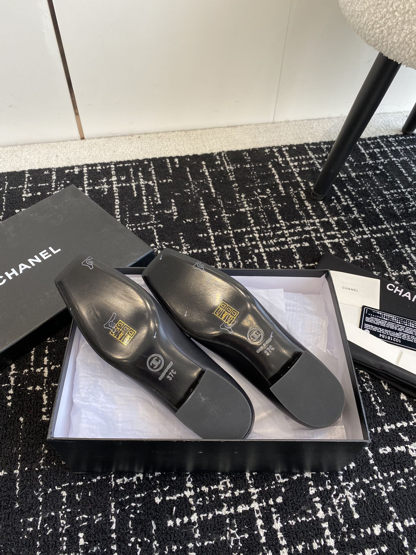 UA CHANEL VINTAGE BALLET FLATS