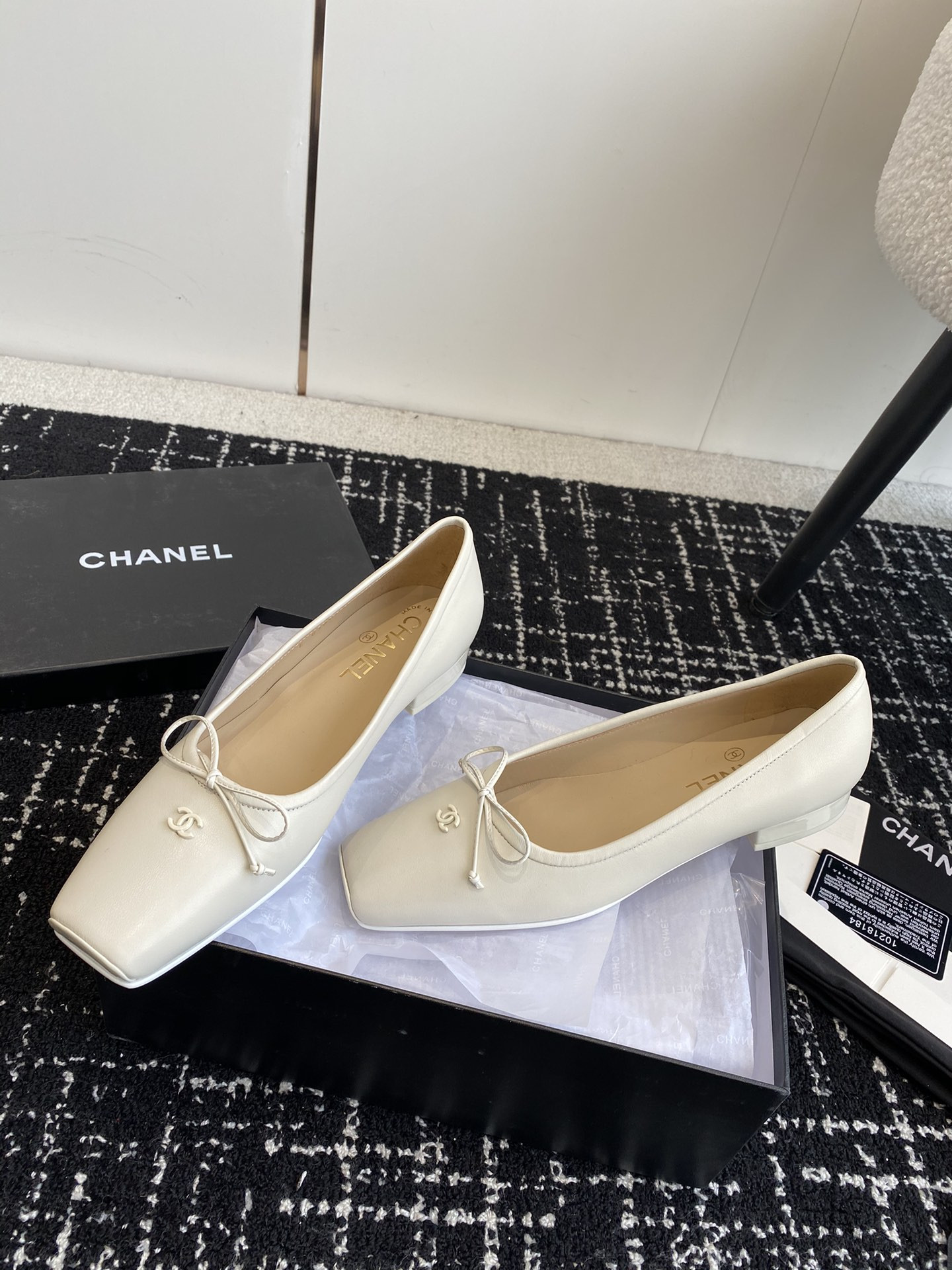 UA CHANEL VINTAGE BALLET FLATS