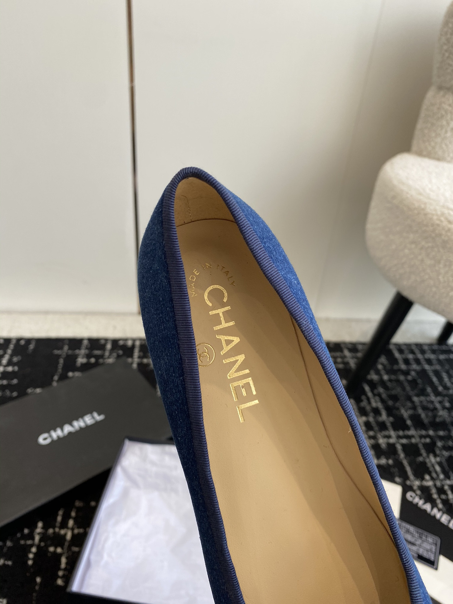 UA CHANEL VINTAGE BALLET FLATS