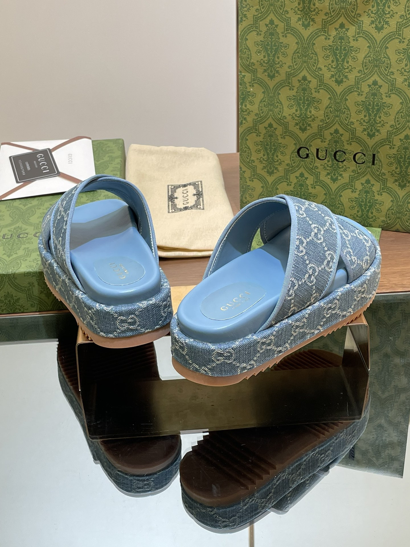 UA GUCCI WOMEN